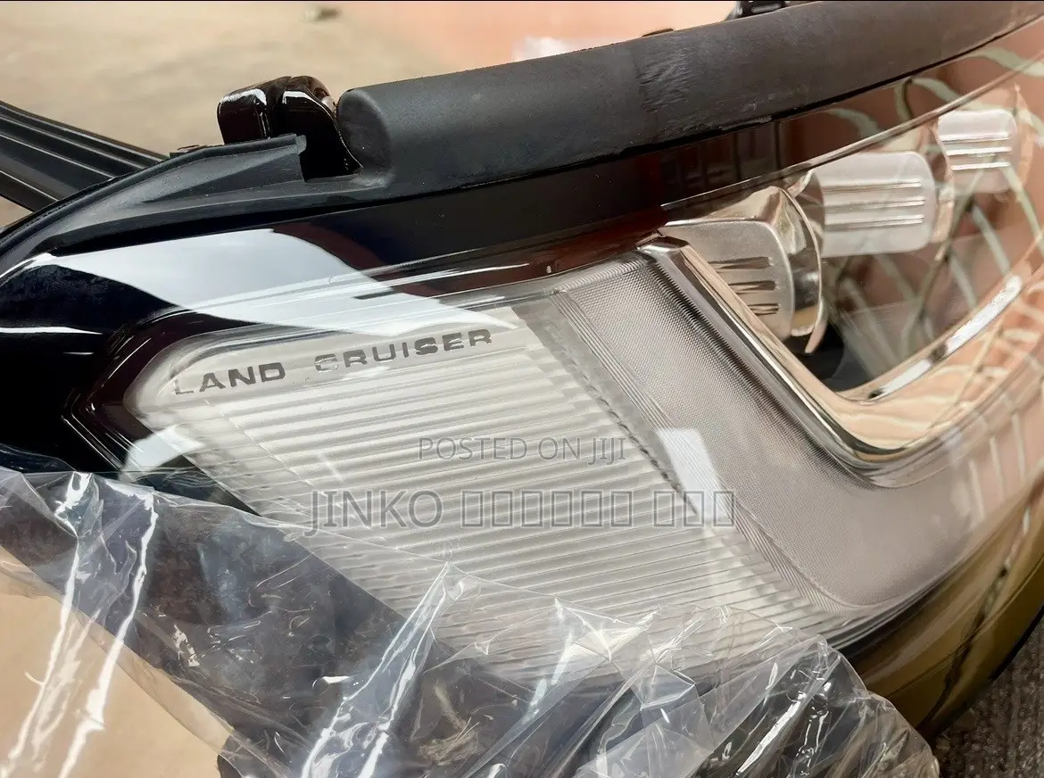 Toyota Landcruiser 300(2022-2026) Headlight Pair With Written