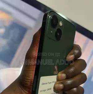 Apple iPhone 13 128 GB Green
