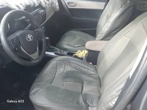 Toyota Corolla 2016 Gray