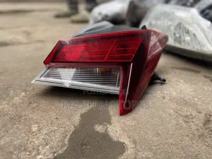 Hyundai Elantra 2022-23 Taillight