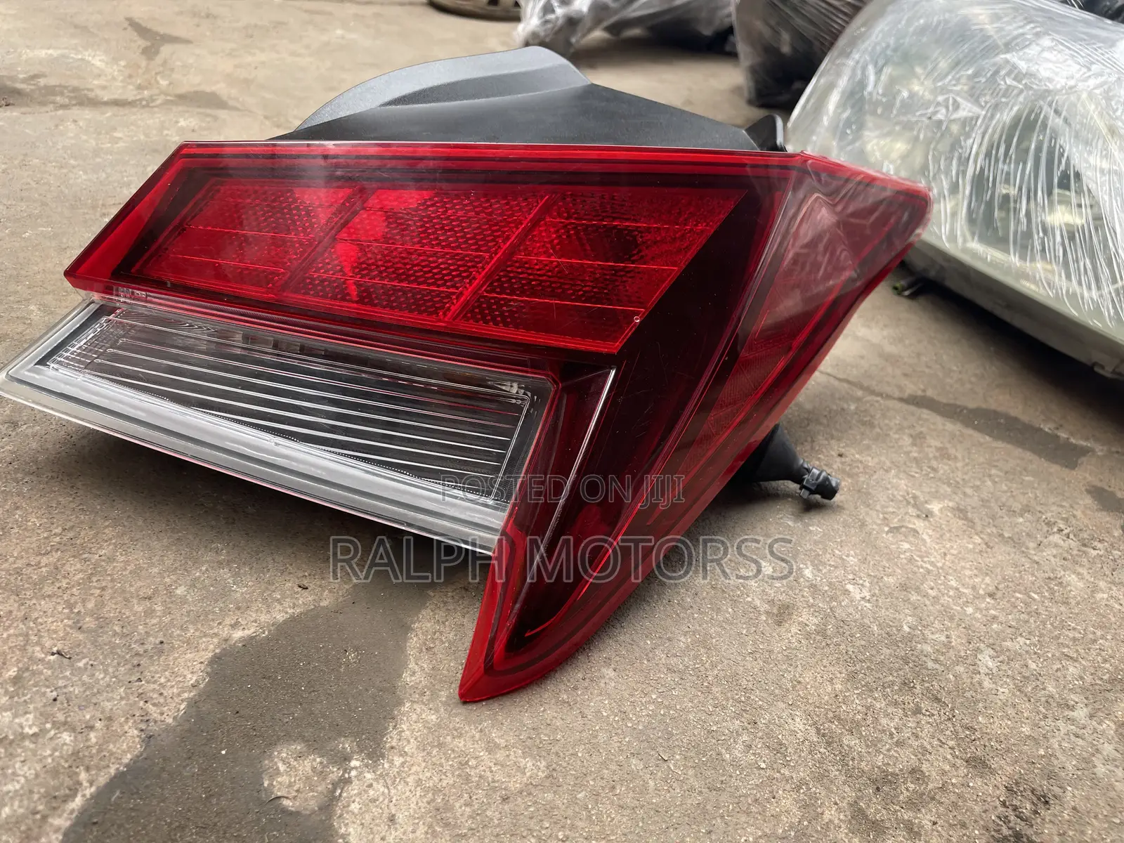 Hyundai Elantra 2022-23 Taillight