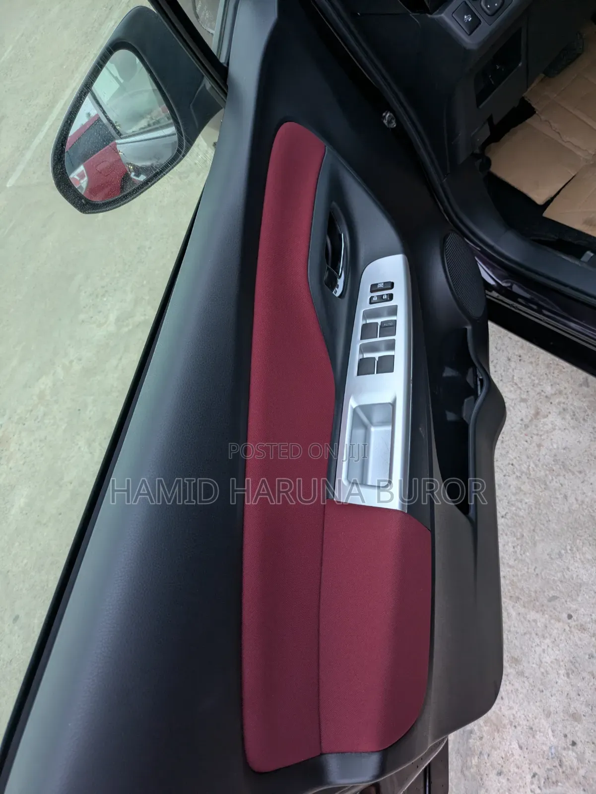 Toyota Vitz 1.3 FWD 5dr 2018 Burgundy