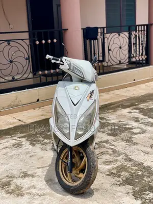 SYM Jet 2012 White