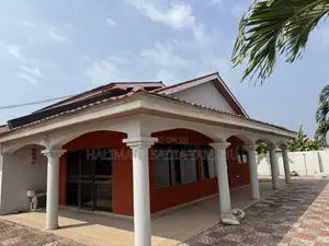 4bdrm House in Sakumono for rent