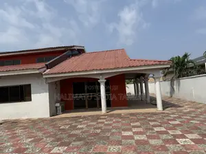 4bdrm House in Sakumono for rent