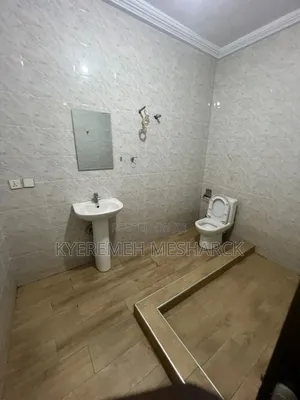 2bdrm Apartment in Old Ashongman, Ablorh Adjei for rent
