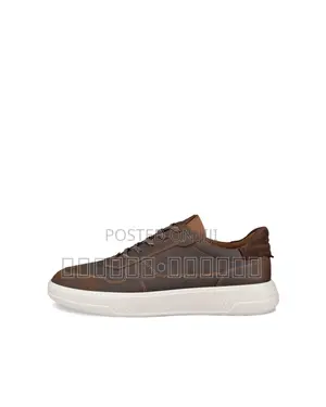 ECCO Move Men's Nubuck Sneaker