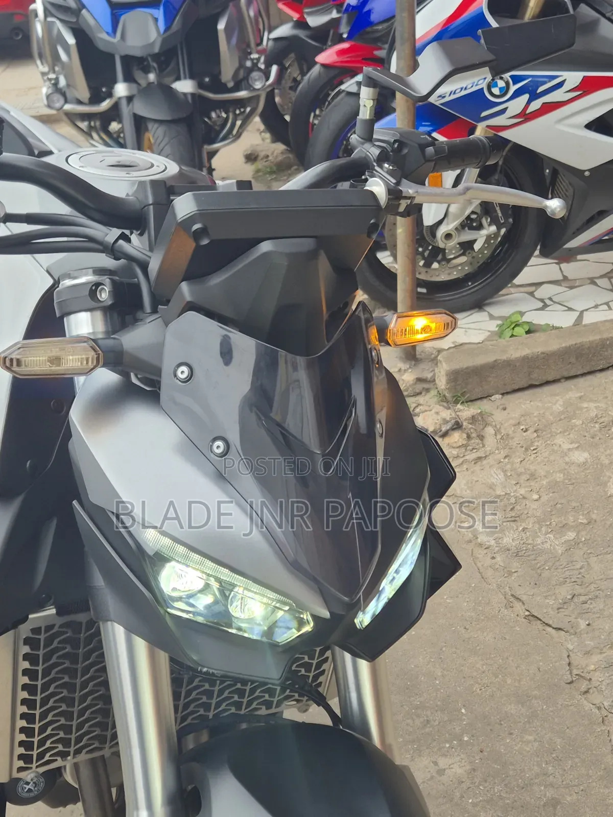 Honda Hornet 2024 Gray