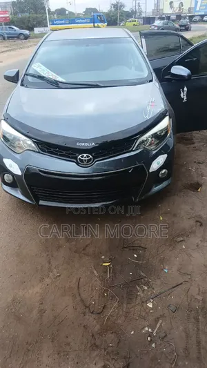 Toyota Corolla 2015 Blue