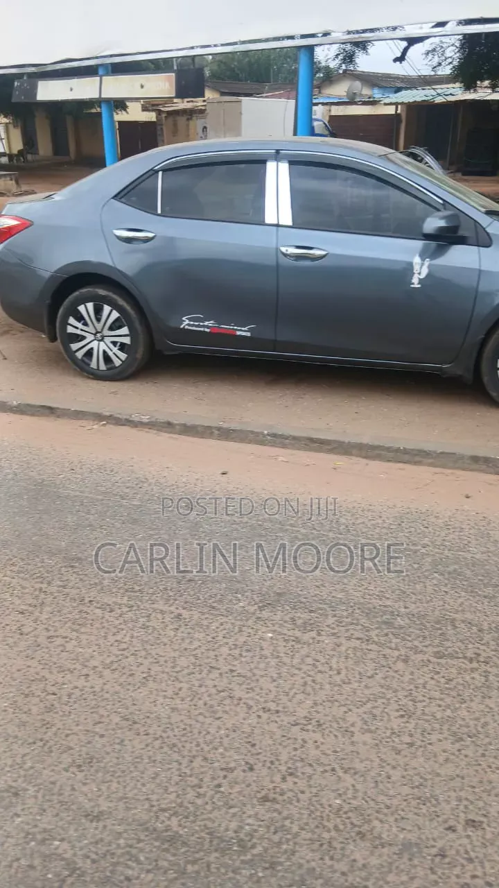 Toyota Corolla 2015 Blue