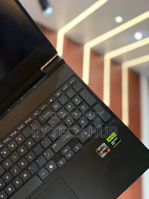 Laptop HP Victus 15 16GB AMD Ryzen 7 SSD 512GB