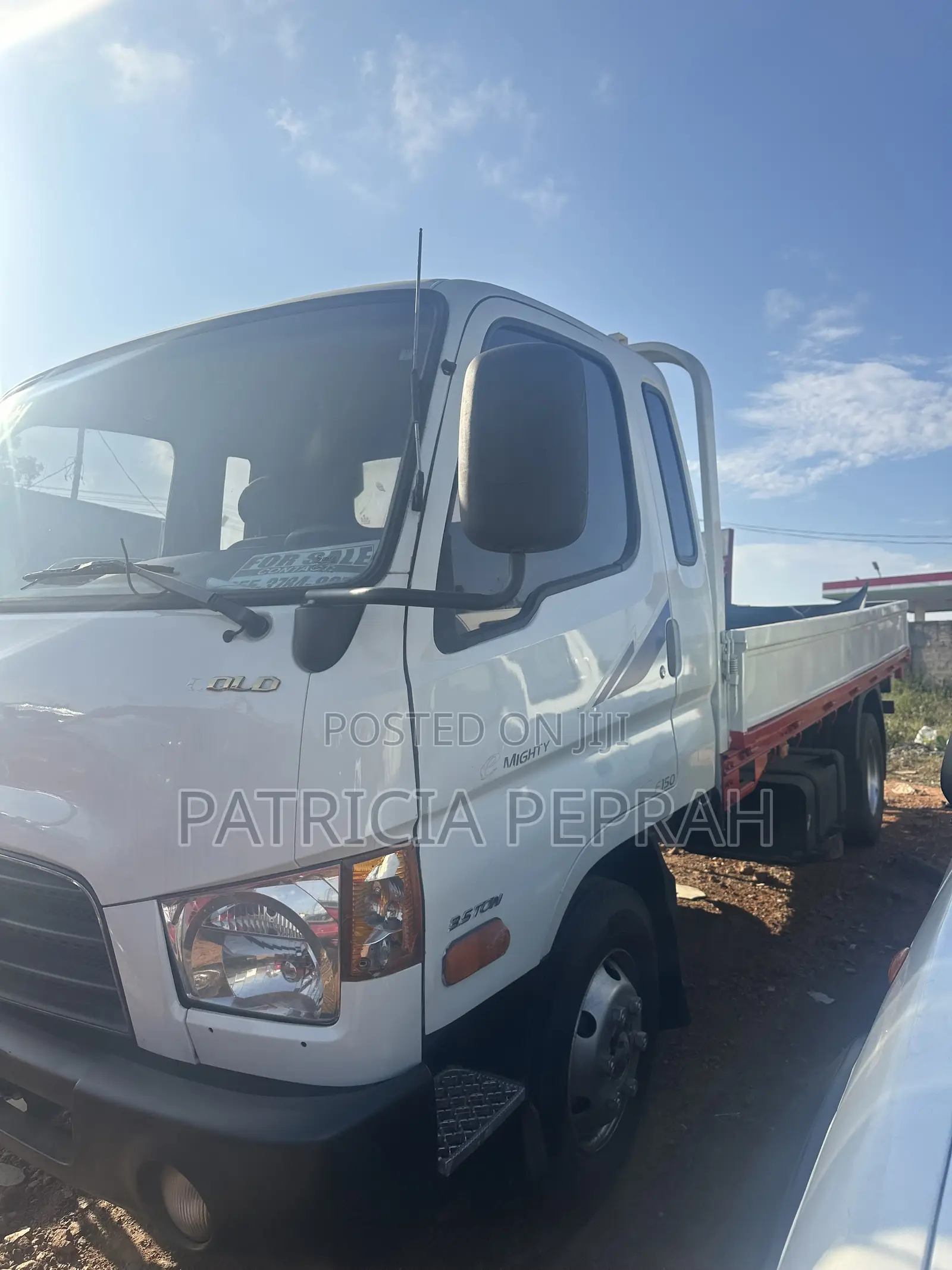 Hyundai Mighty 2
