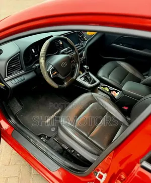 Hyundai Elantra 2017 Red