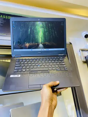 Laptop Dell Latitude 14 E7470 8GB Intel Core i7 SSD 256GB