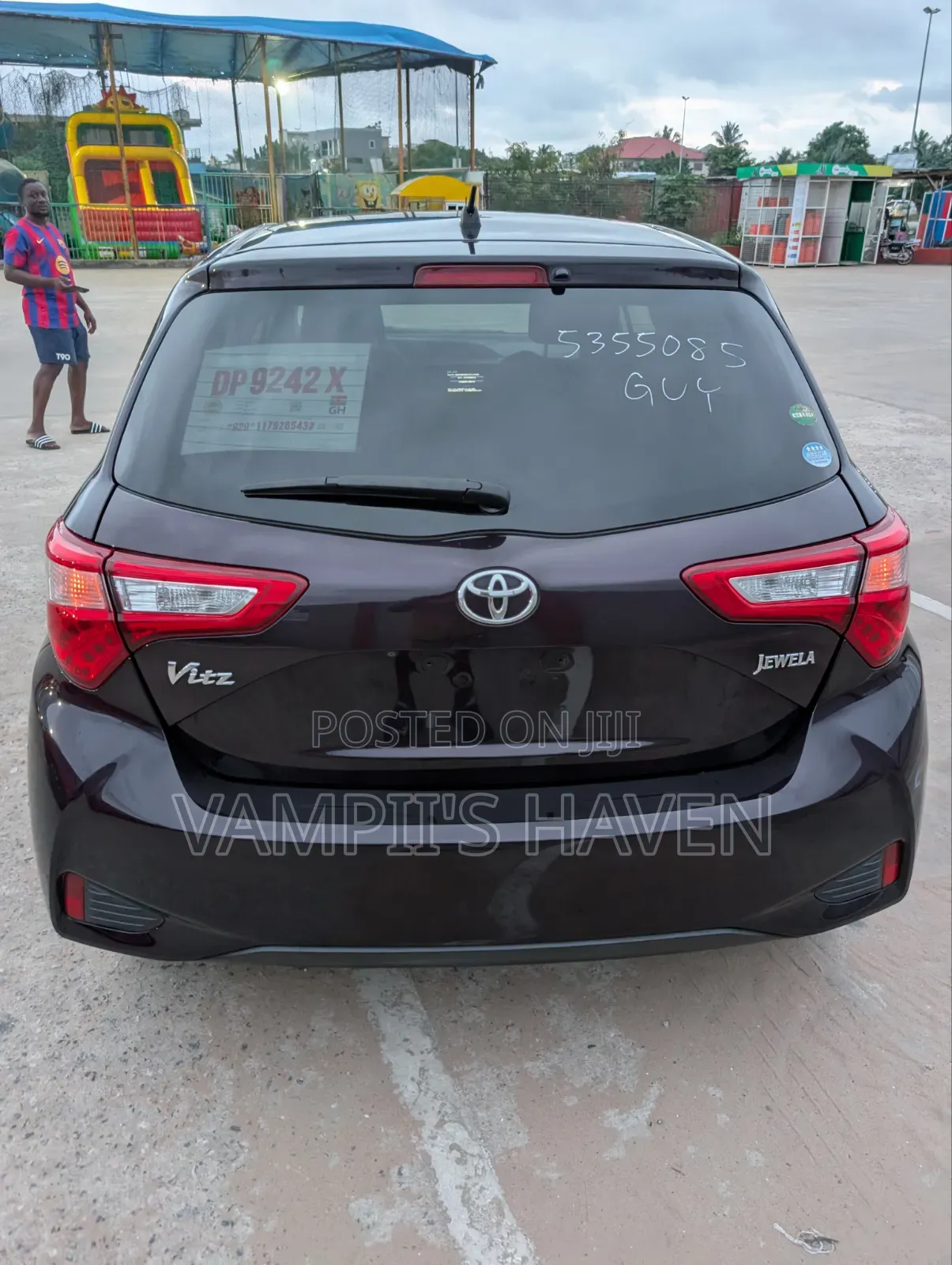Toyota Vitz 2018 Purple
