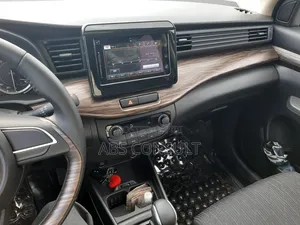 Suzuki Ertiga 2021 Silver