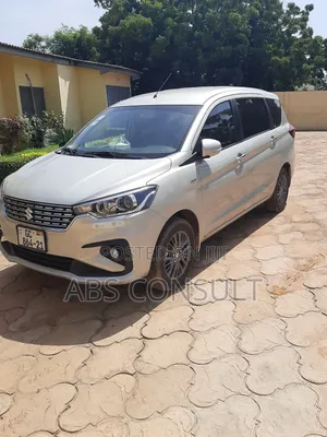 Suzuki Ertiga 2021 Silver