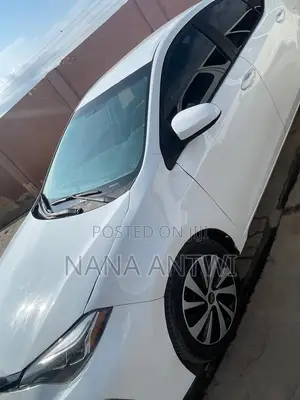 Toyota Corolla LE 4dr Sedan (1.8L 4cyl CVT) 2016 White