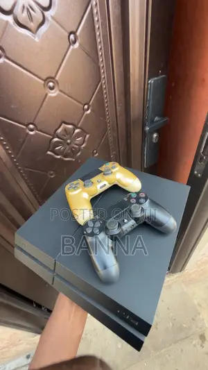 PS4 Standard