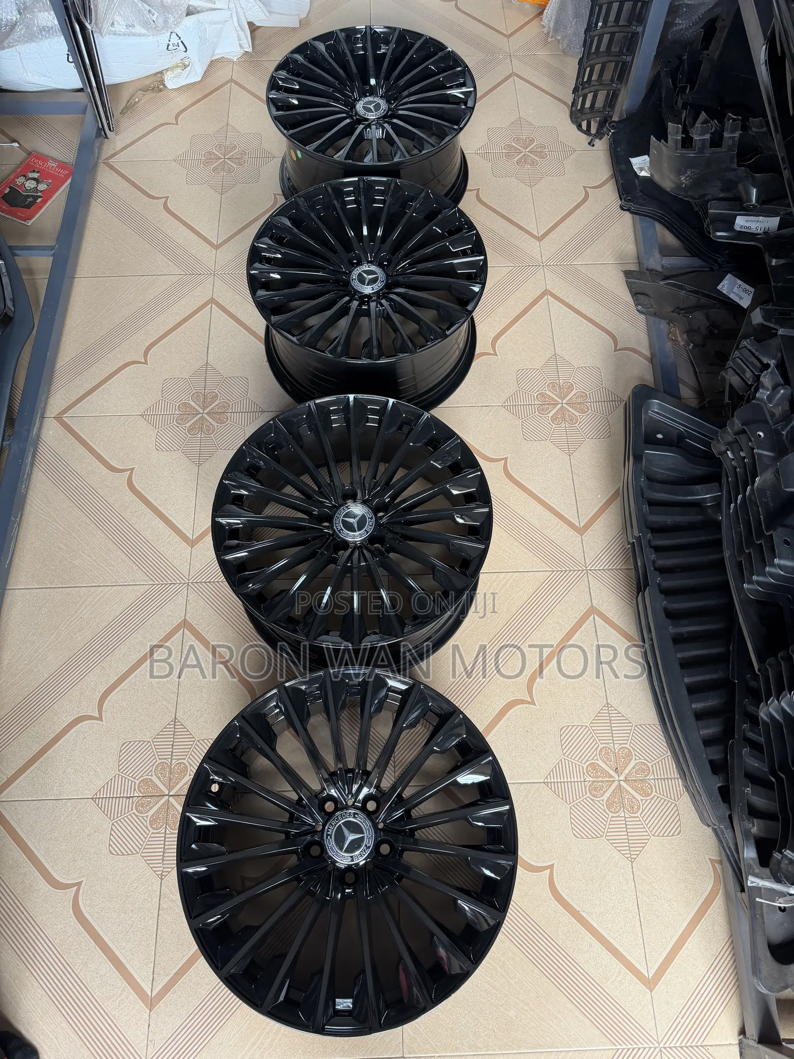 Nice Rims for Mercedes Size 18