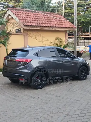 Honda HR-V 2021 Gray