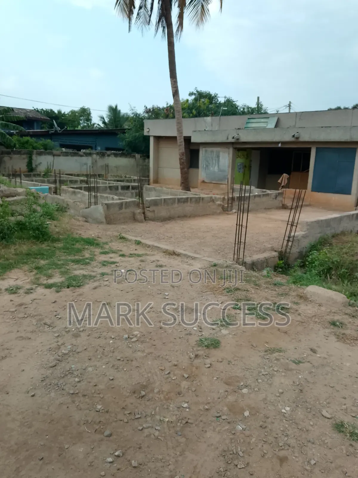 7bdrm House in Sakaman for sale
