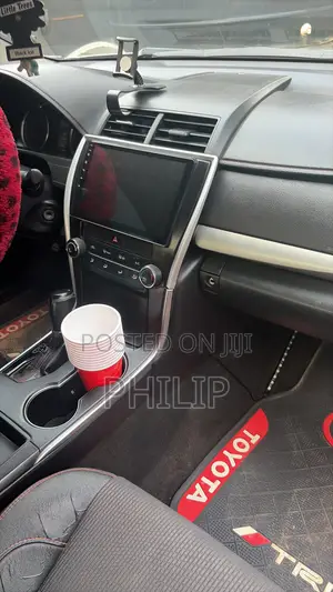 Toyota Camry 2017 Silver