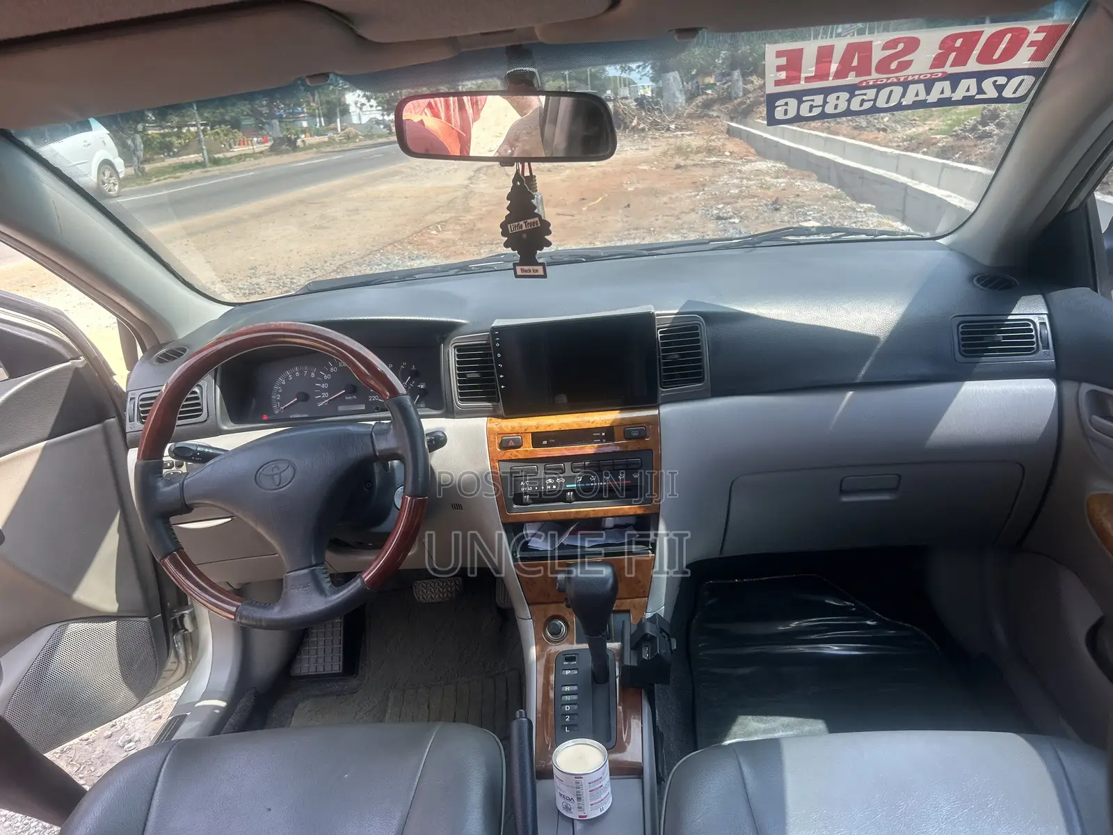 Toyota Corolla LE 4dr Sedan (1.8L 4cyl 4A) 2013 Brown
