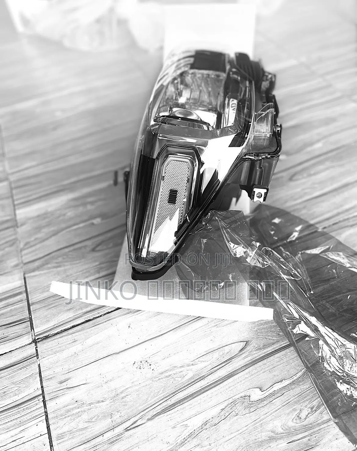Toyota Tacoma 2016-2021 Headlight Normal Pair