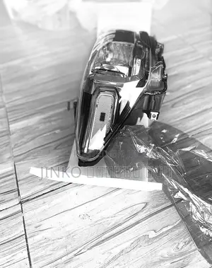 Toyota Tacoma 2016-2021 Headlight Normal Pair