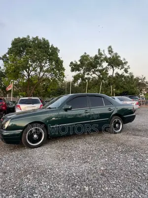 Mercedes-Benz E240 1999 Green