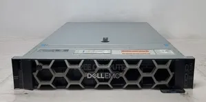 Server Dell PowerEdge R740 96GB Intel Xeon SSHD+SSD 3T