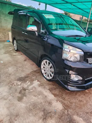 Toyota Voxy ZS G's Version EDGE 2WD 8-Seater 2012 Black