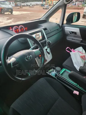 Toyota Voxy ZS G's Version EDGE 2WD 8-Seater 2012 Black