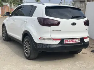 Kia Sportage EX 4dr SUV (2.4L 4cyl 6A) 2012 White
