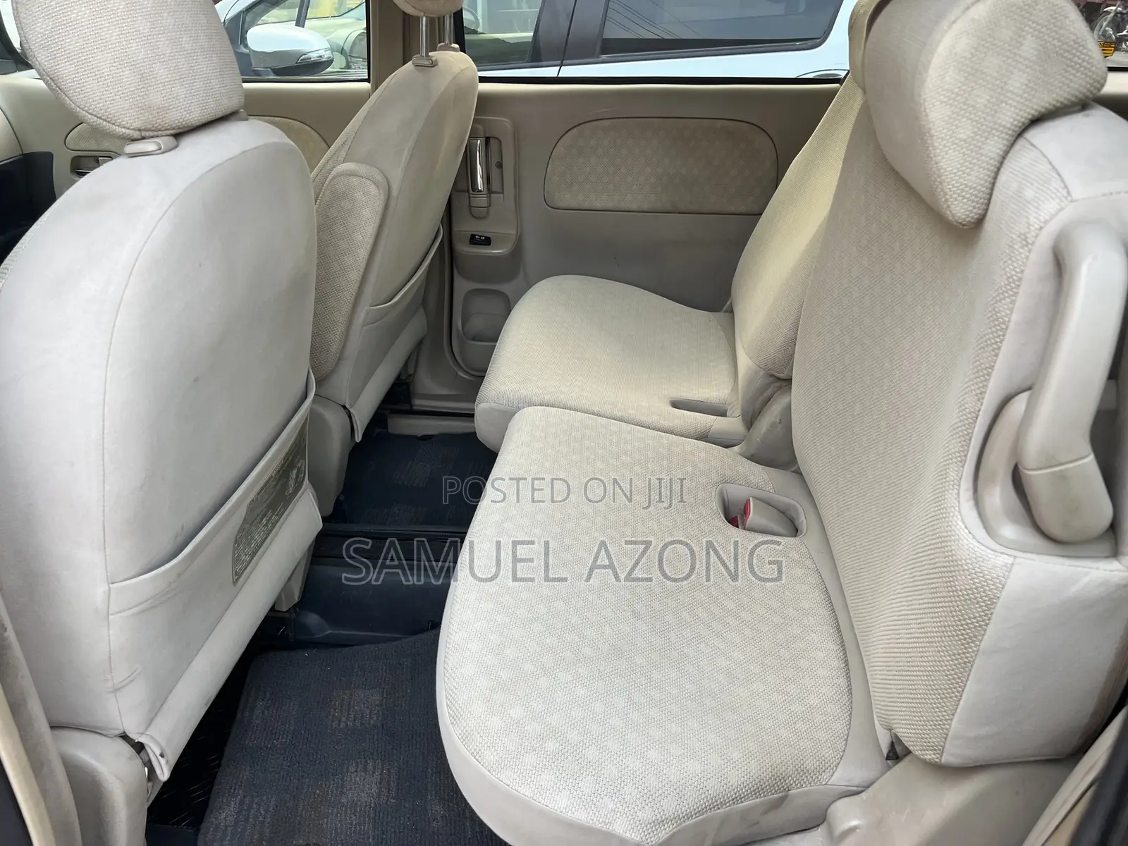 Toyota Sienta 1.5 AWD 2010 Gray