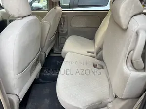 Toyota Sienta 1.5 AWD 2010 Gray