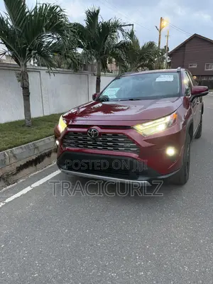 Toyota RAV4 Limited 2022 Red