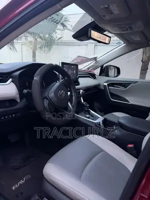 Toyota RAV4 Limited 2022 Red