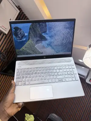 Laptop HP Pavilion 15 12GB Intel Core i5 SSD 256GB