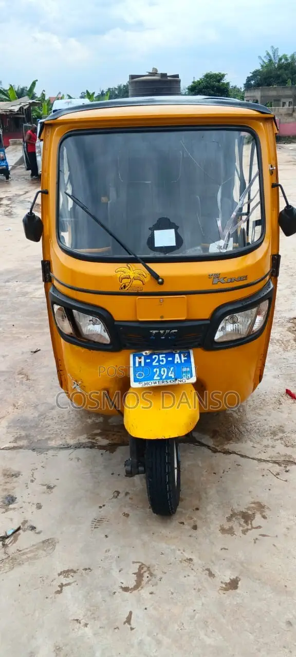 TVS King Deluxe Plus iTouch Start 2025 Yellow