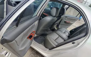 Toyota Corolla Altis 2010 Silver