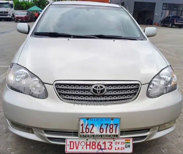 Toyota Corolla Altis 2010 Silver