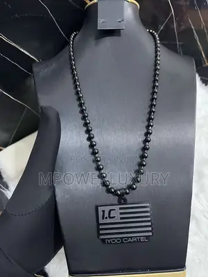 "Iyoo Cartel Chain" or "Cartel Flag Pendant