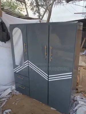 Neat Design Wardrobe
