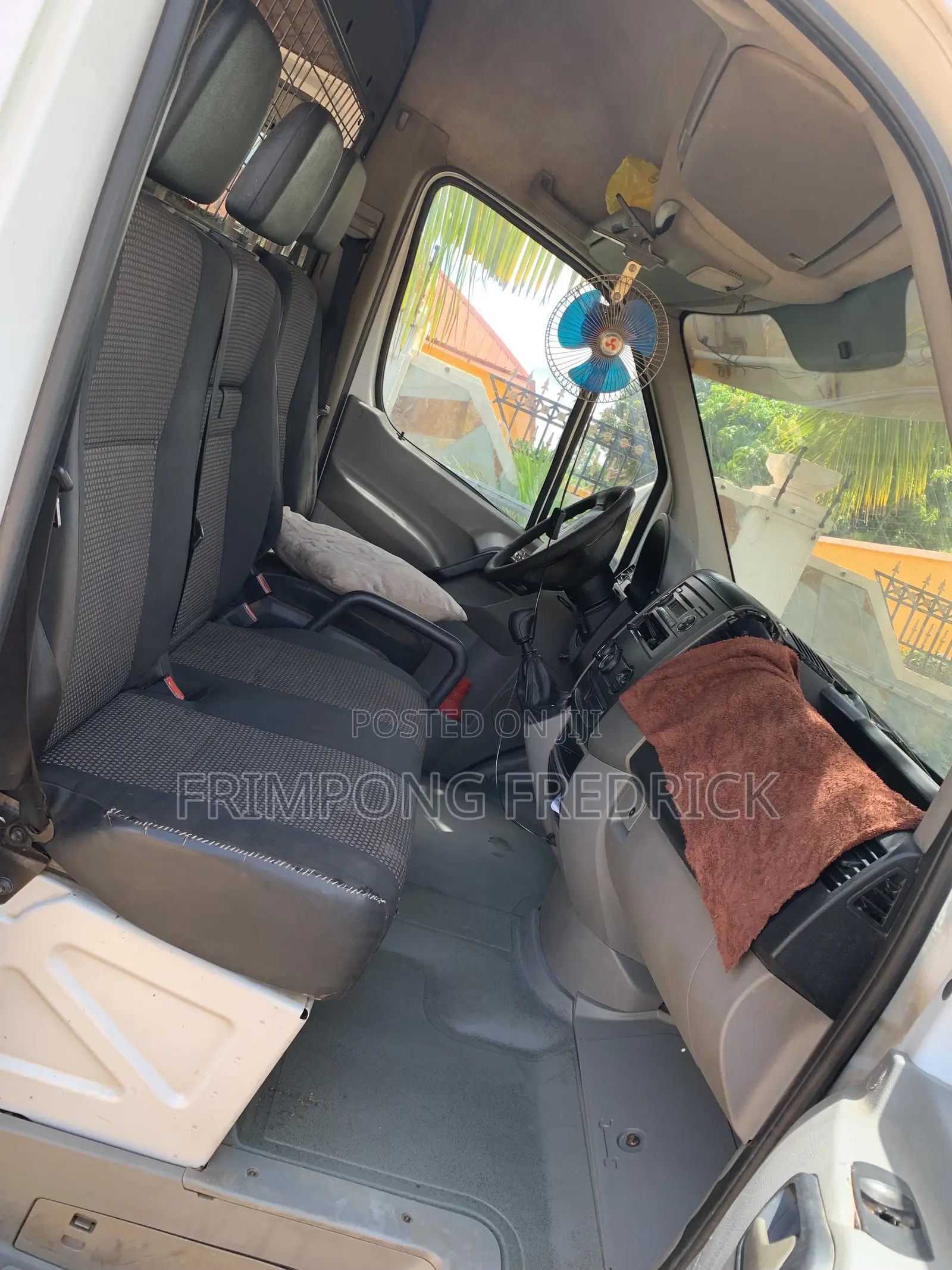 Mercedes-Benz Sprinter 2012 White