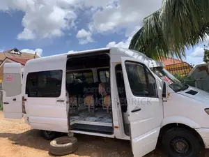 Mercedes-Benz Sprinter 2012 White