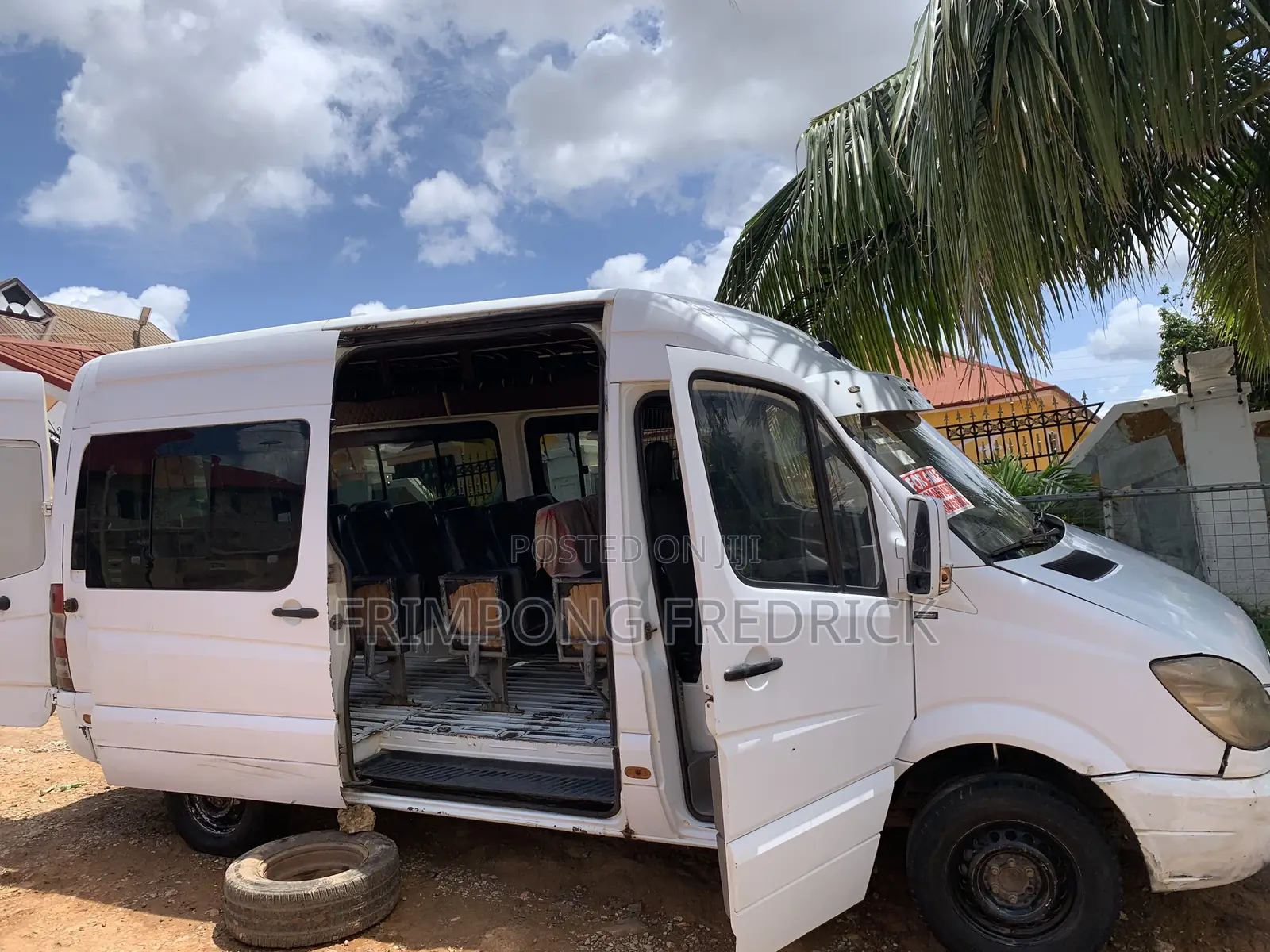 Mercedes-Benz Sprinter 2012 White