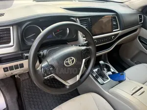 Toyota Highlander 2018 Gray