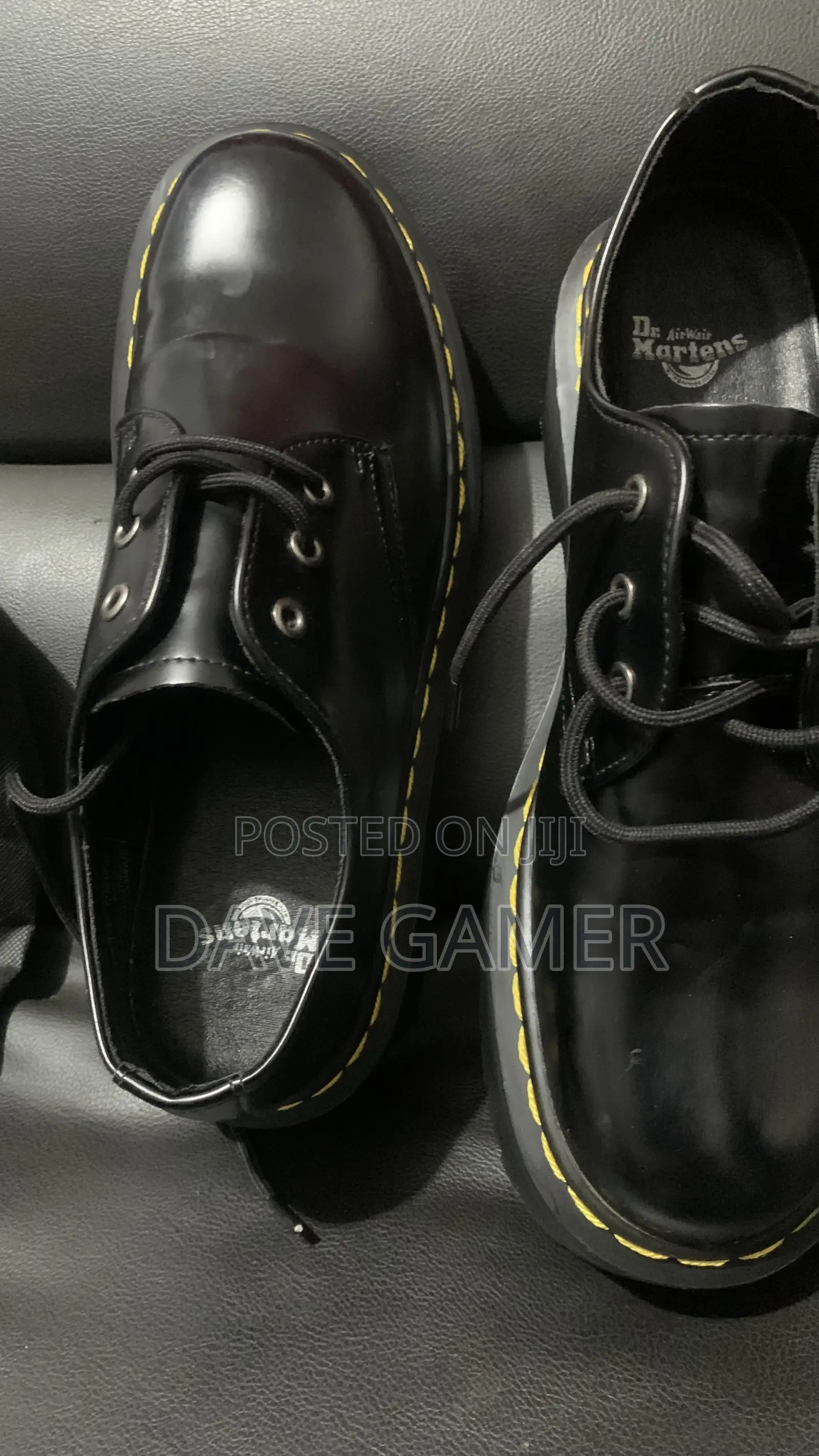Original Dr. AirWair Martens Quand 1460 Shoe